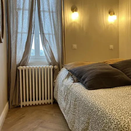 Le Ptit Veulais Apartment